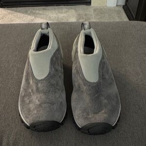 Merrell Women's Gray Waterproof Suede Loafers